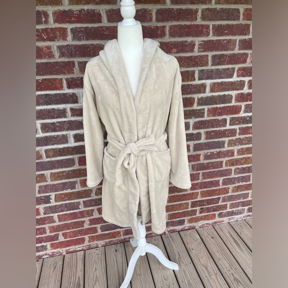 Women’s Beige Summer & Rose Plush Fleece Hooded Robe With Tie Waist Size L/XL